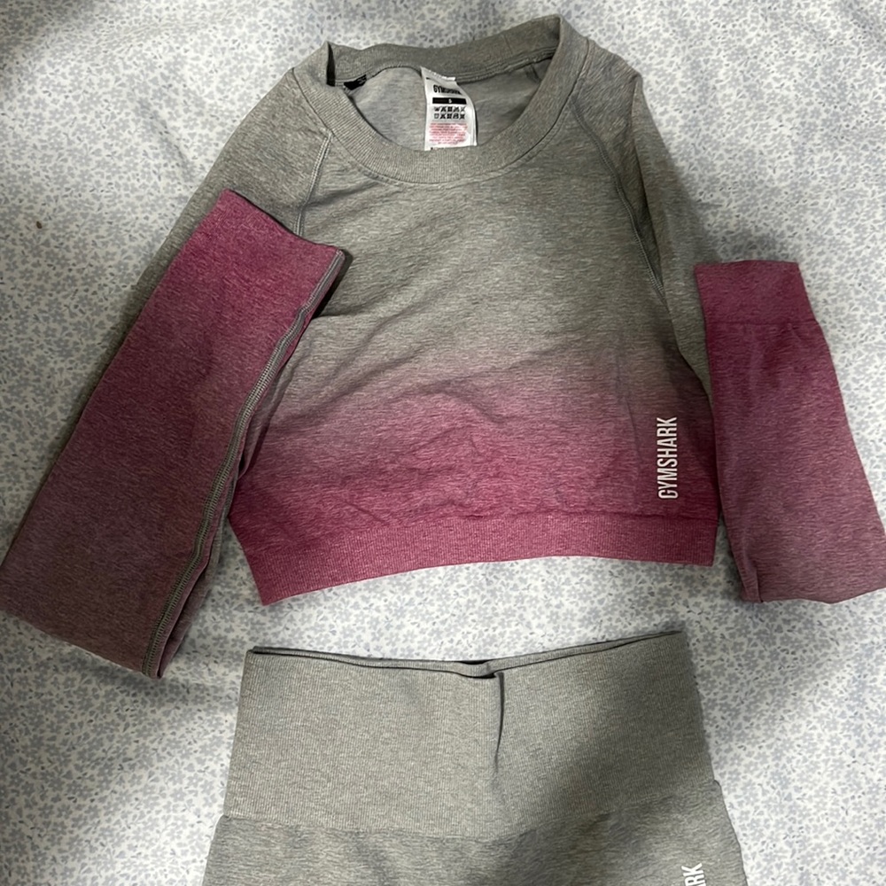 Selling this as a set, too and pants both size small, top never worn